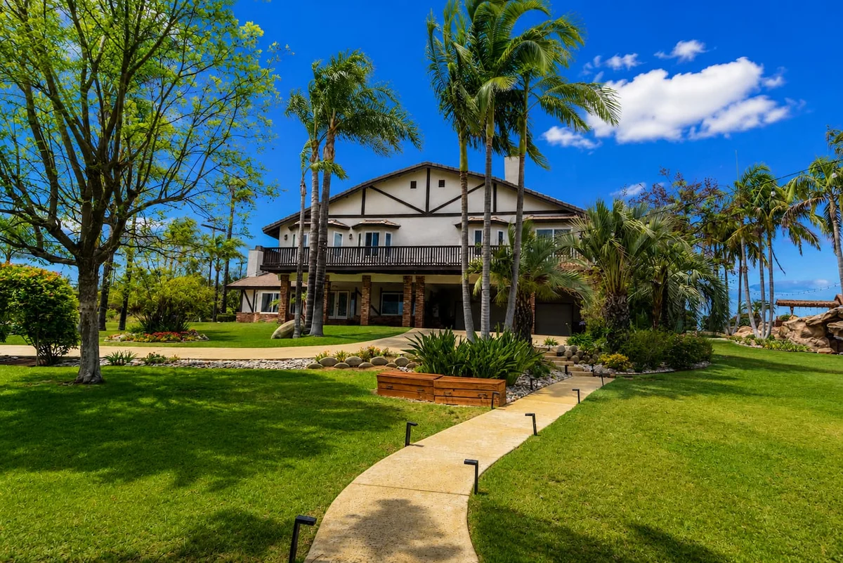 Paradise Hills | A Lazy River Resort Estate #71