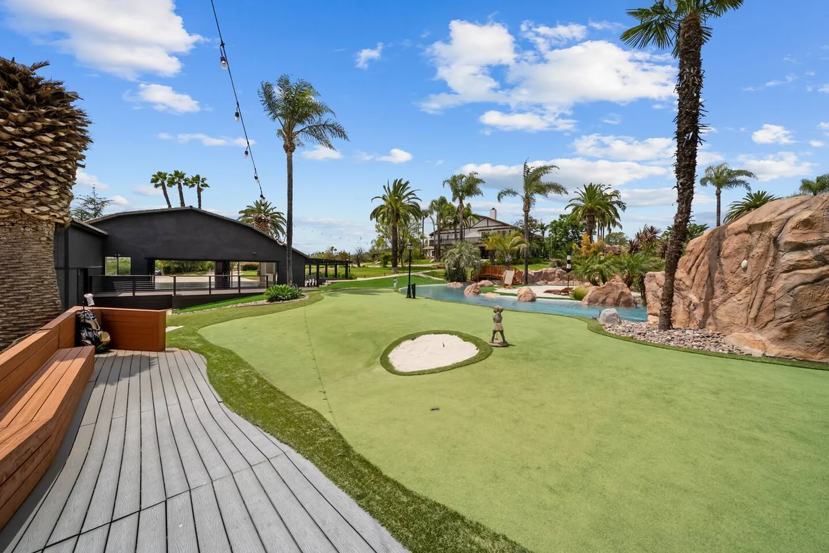 Paradise Hills | A Lazy River Resort Estate #140