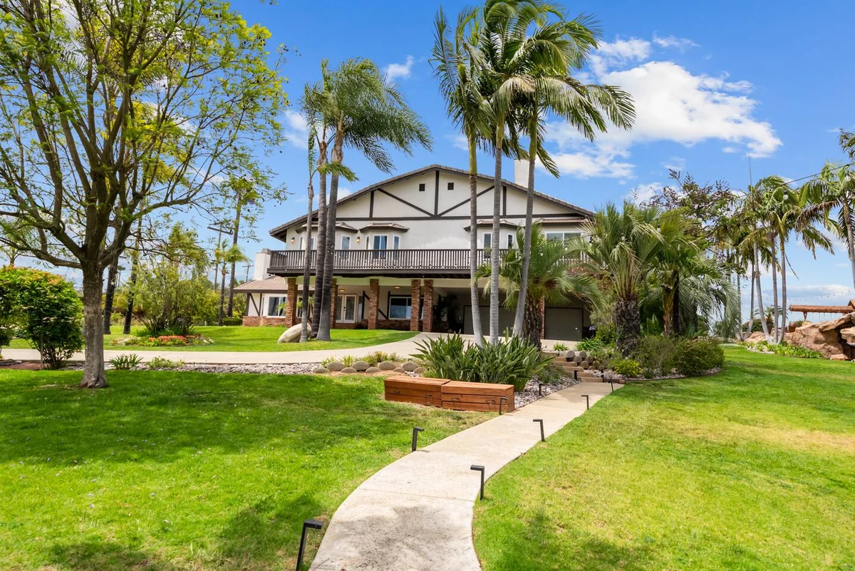 Paradise Hills | A Lazy River Resort Estate #162