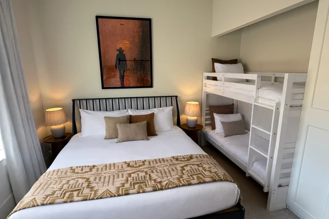 BEDROOM image 1