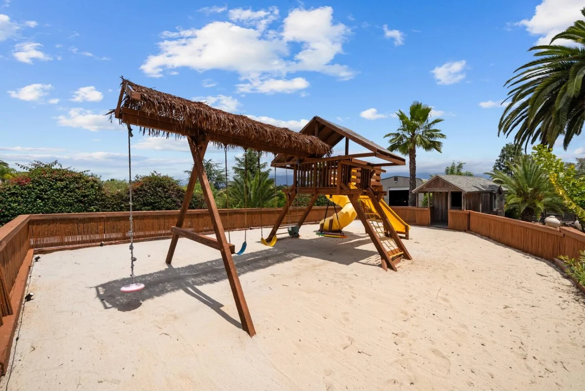 Paradise Hills | A Lazy River Resort Estate #265