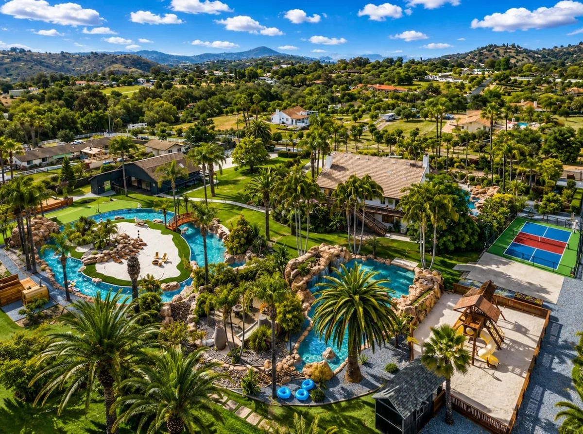 Paradise Hills | A Lazy River Resort Estate #314