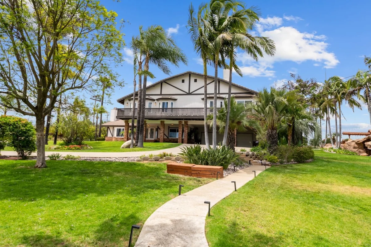 Paradise Hills | A Lazy River Resort Estate #299