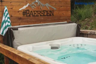 Luxury Mountain Cabin with Views, Hot Tub, Fire Pit, by Forest & Peak Retreats #82