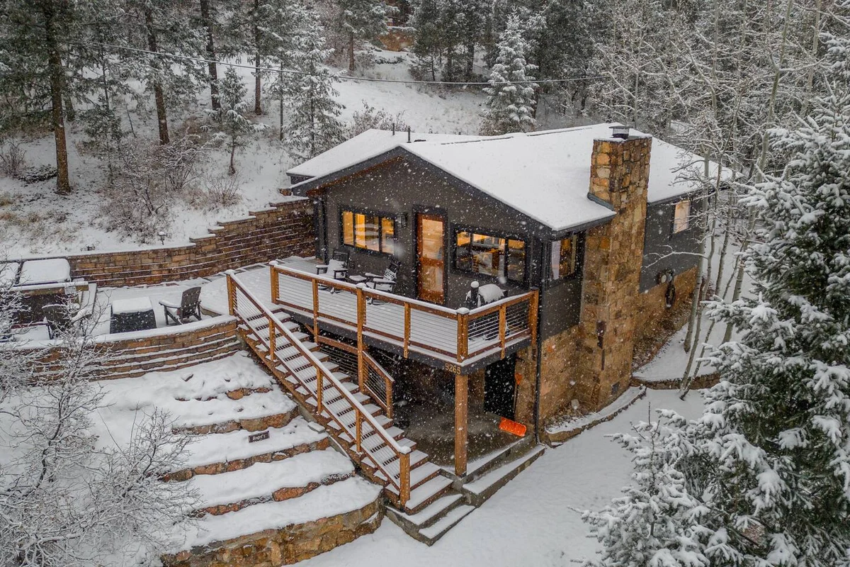 Luxury Mountain Cabin with Views, Hot Tub, Fire Pit, by Forest & Peak Retreats #123
