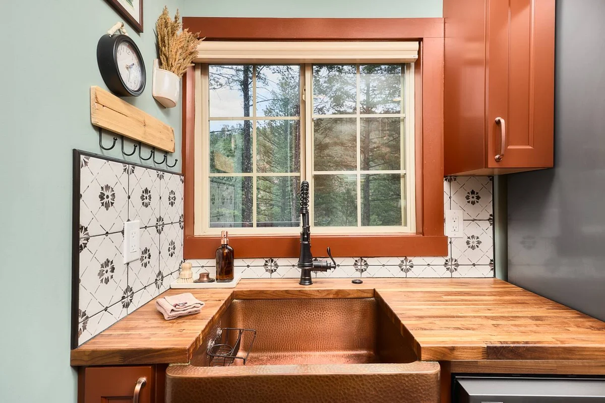 Secluded Mountain Cabin: Hot Tub & Large Deck #42