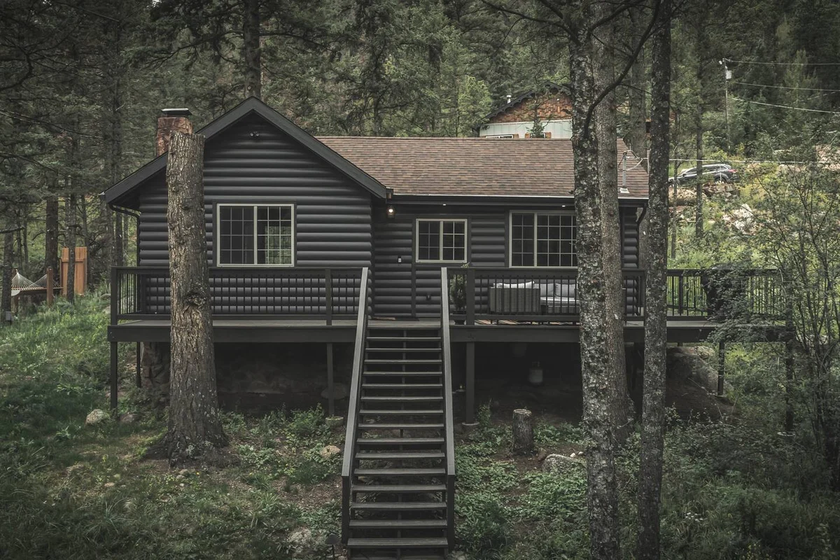 Secluded Mountain Cabin: Hot Tub & Large Deck #117