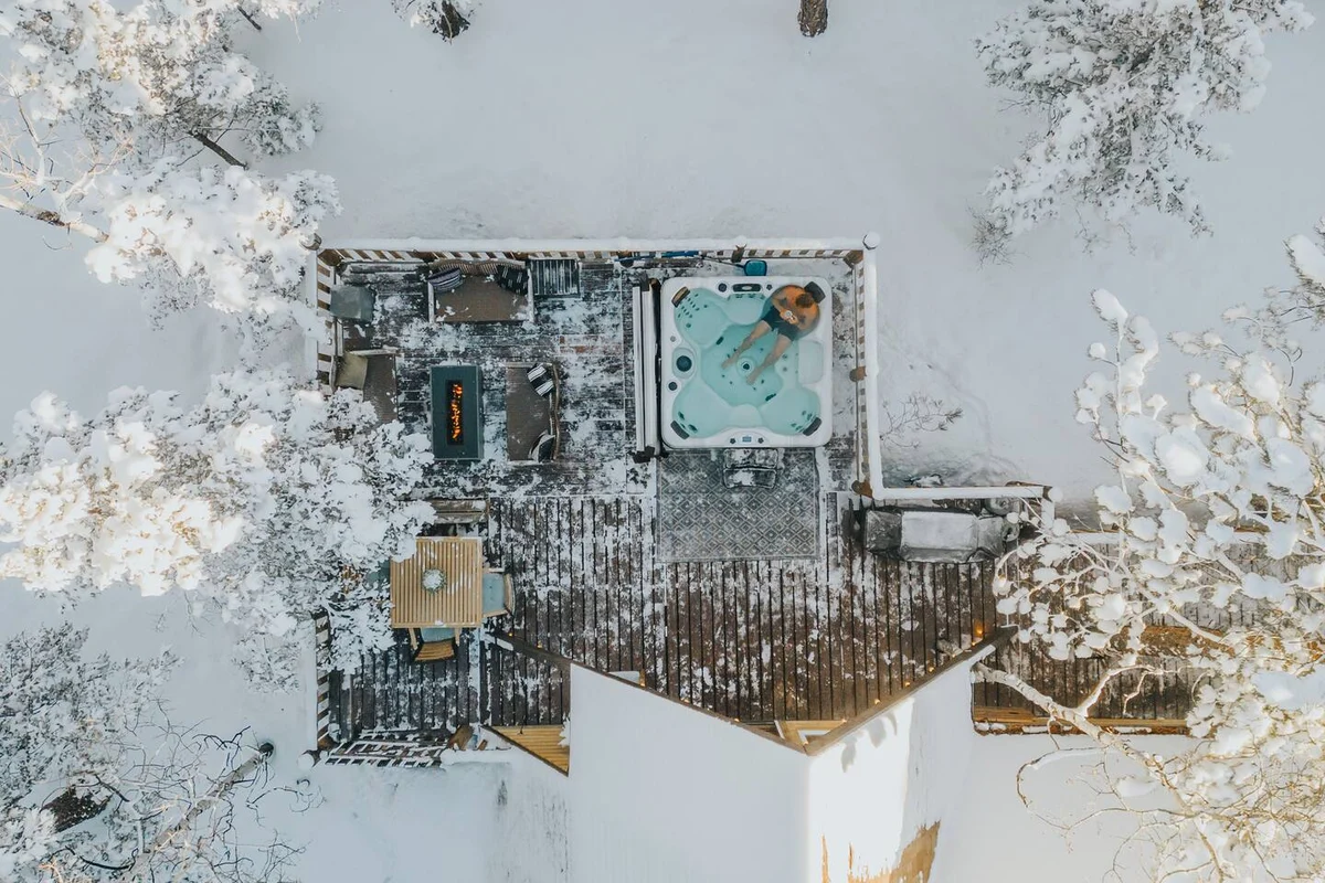Secluded Cabin: Hot Tub, Large Deck & Fire Pit #148