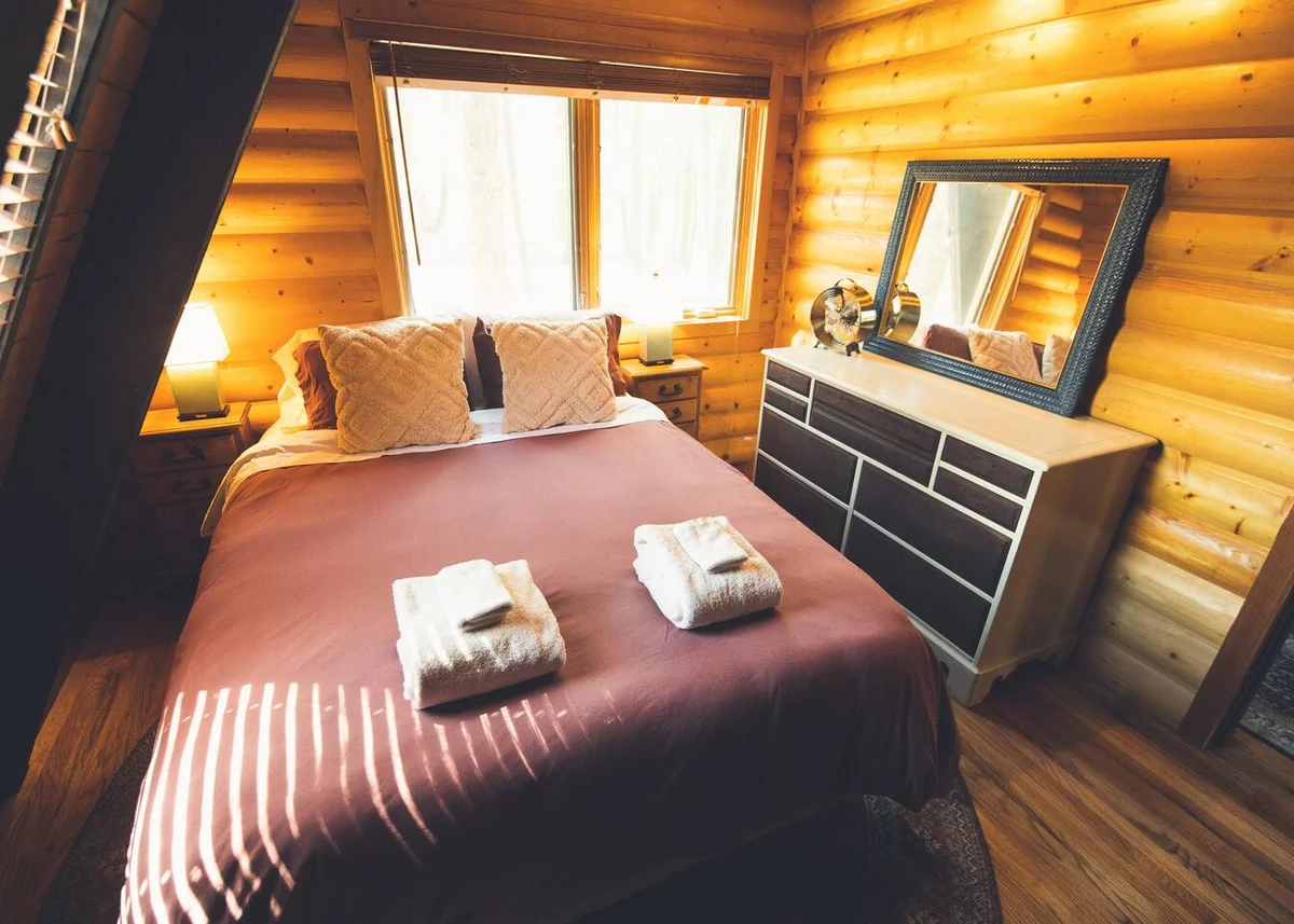 Secluded Cabin: Hot Tub, Large Deck & Fire Pit #60