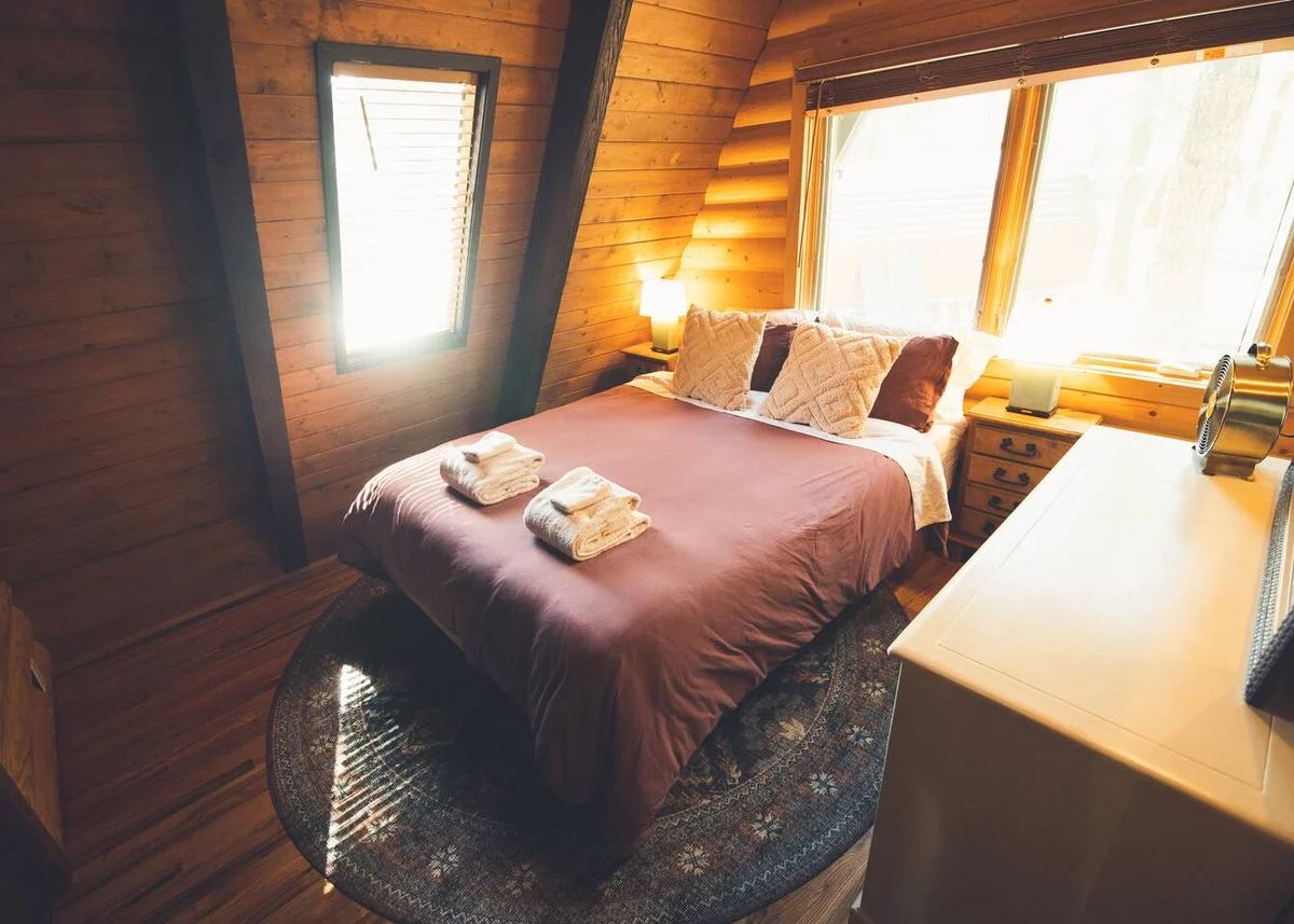 Secluded Cabin: Hot Tub, Large Deck & Fire Pit #67