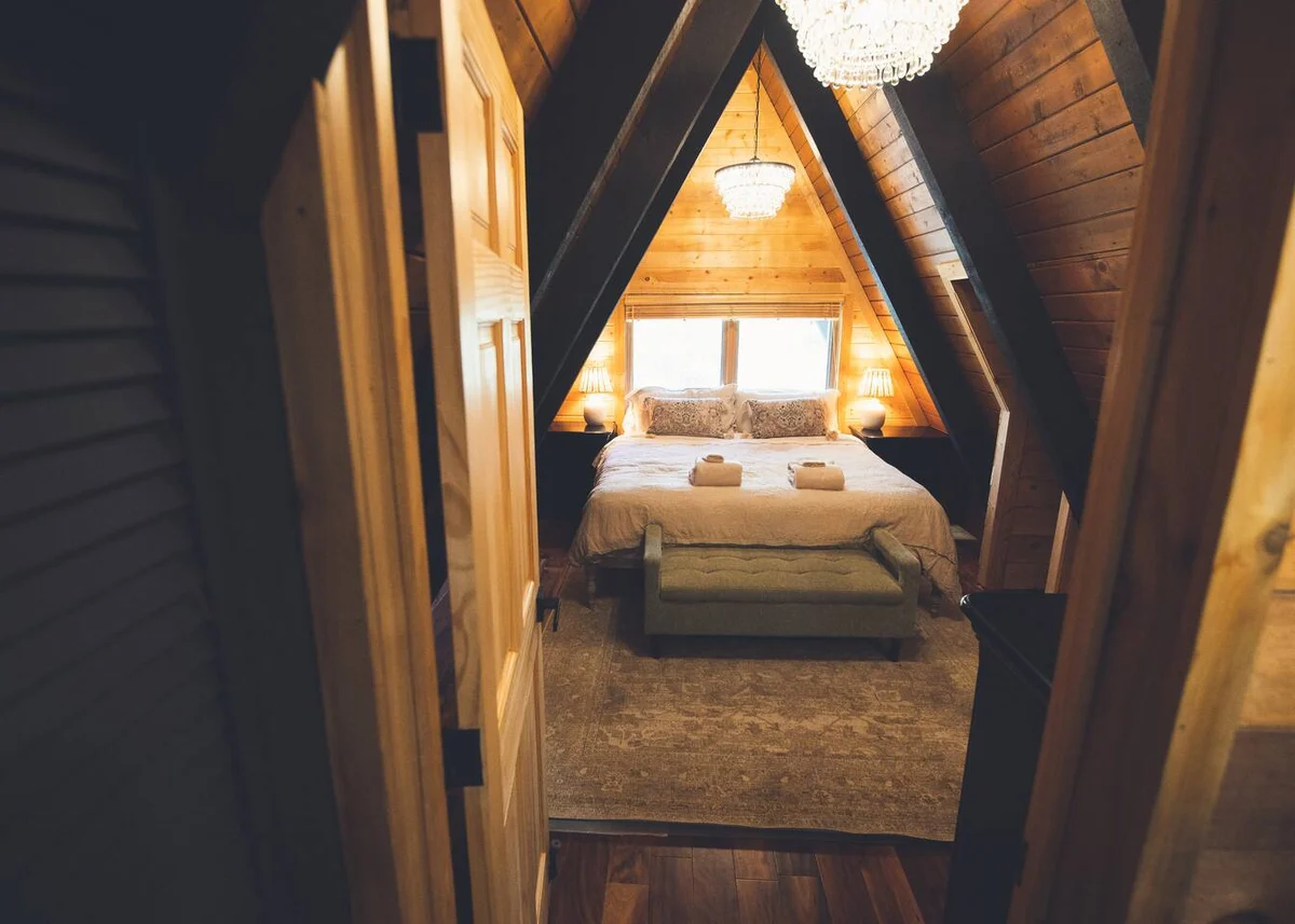 Secluded Cabin: Hot Tub, Large Deck & Fire Pit #61