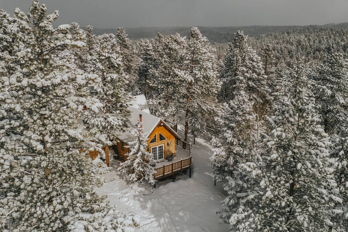 Secluded Cabin: Hot Tub, Large Deck & Fire Pit #167