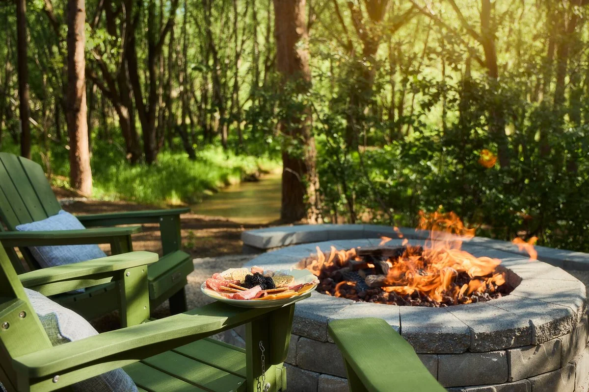 Serene Riverside Cabin: Hot Tub, Patio, Fire Pit #68