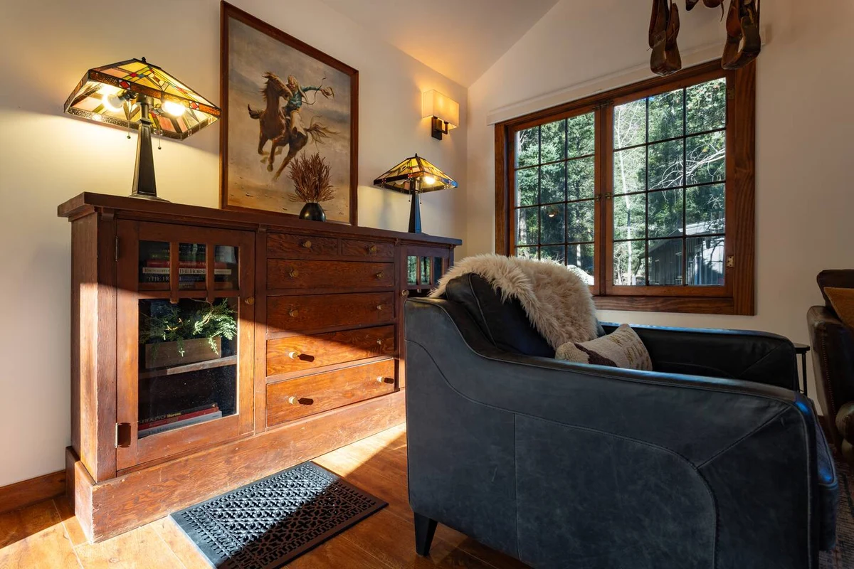 Scenic Mountain Home: Hot Tub, Fireplace & Deck #107