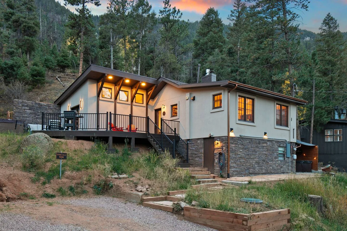 Scenic Mountain Home: Hot Tub, Fireplace & Deck #143