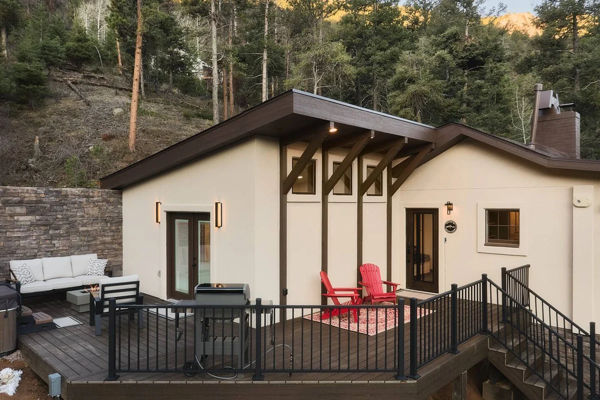 Scenic Mountain Home: Hot Tub, Fireplace & Deck #200