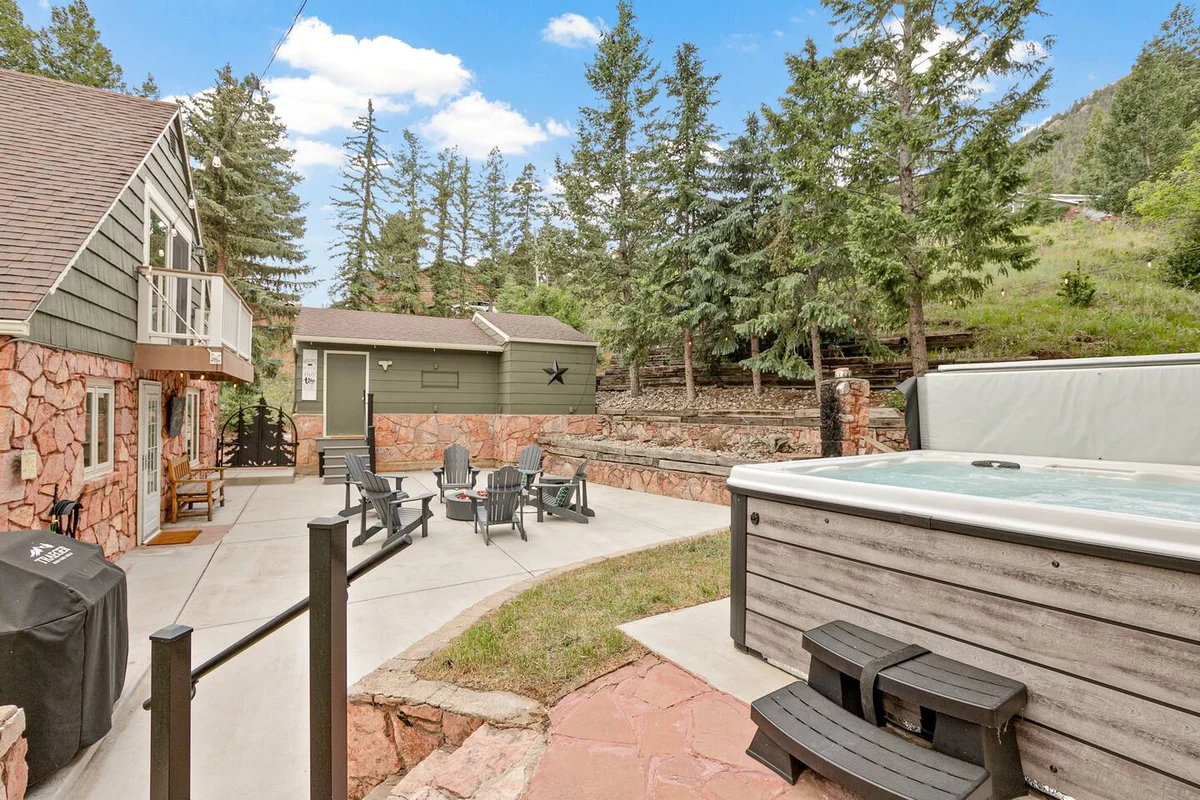 Serene Mountain Retreat: Fireplace, Hot Tub, Views #53