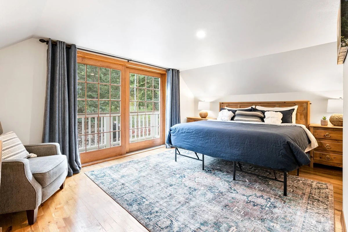 Serene Mountain Retreat: Fireplace, Hot Tub, Views #43