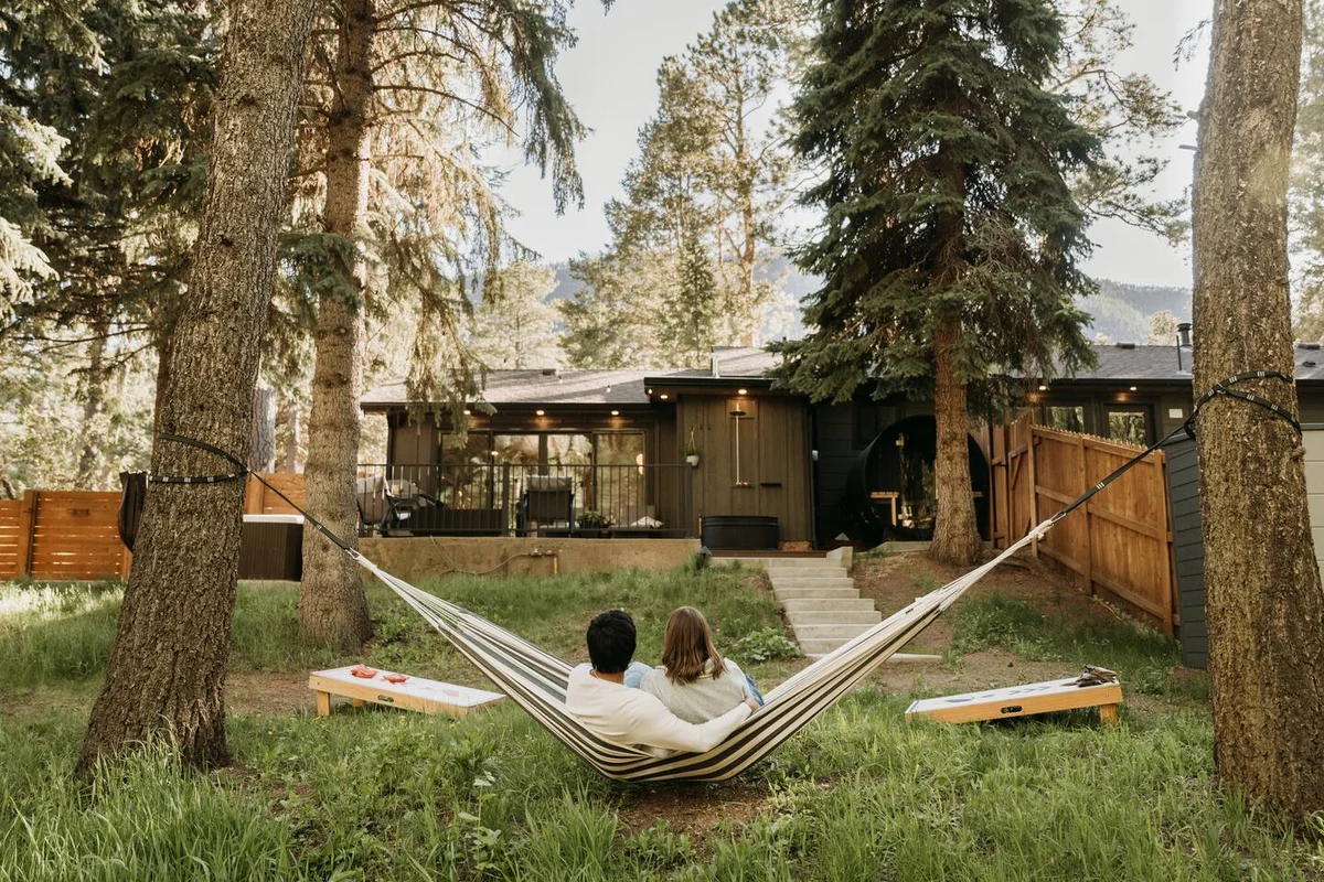 Peaceful Retreat w/ TWO Hot Tubs, Sauna, Fire Pits #77