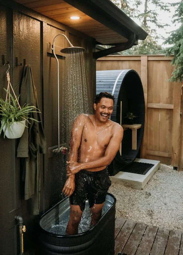 Peaceful Retreat w/ TWO Hot Tubs, Sauna, Fire Pits #78