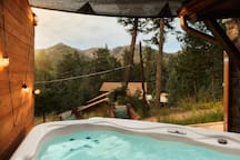 Mountain View Bungalow - Private Hot Tub #34