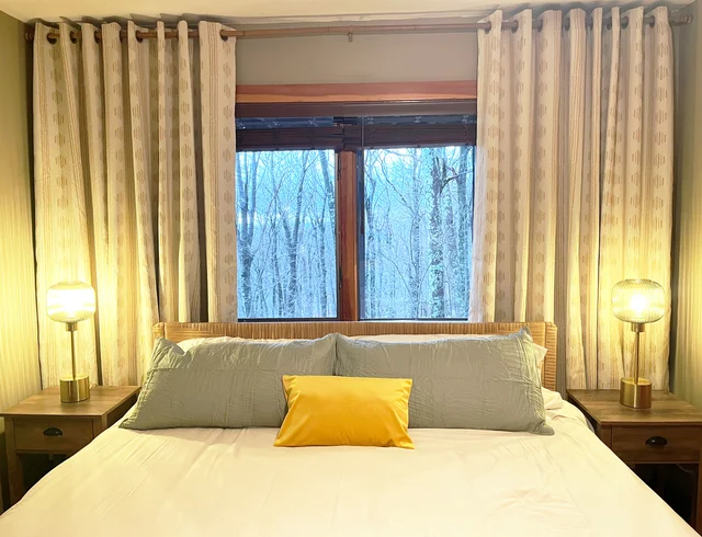 Bedroom 1 image 1