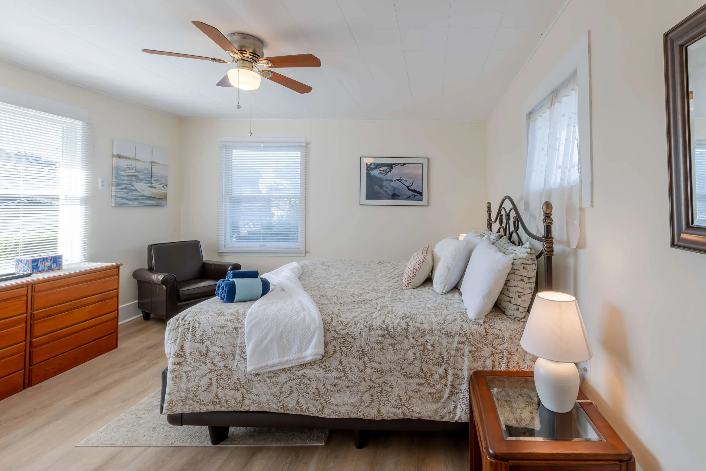 Roxie's Retreat #206