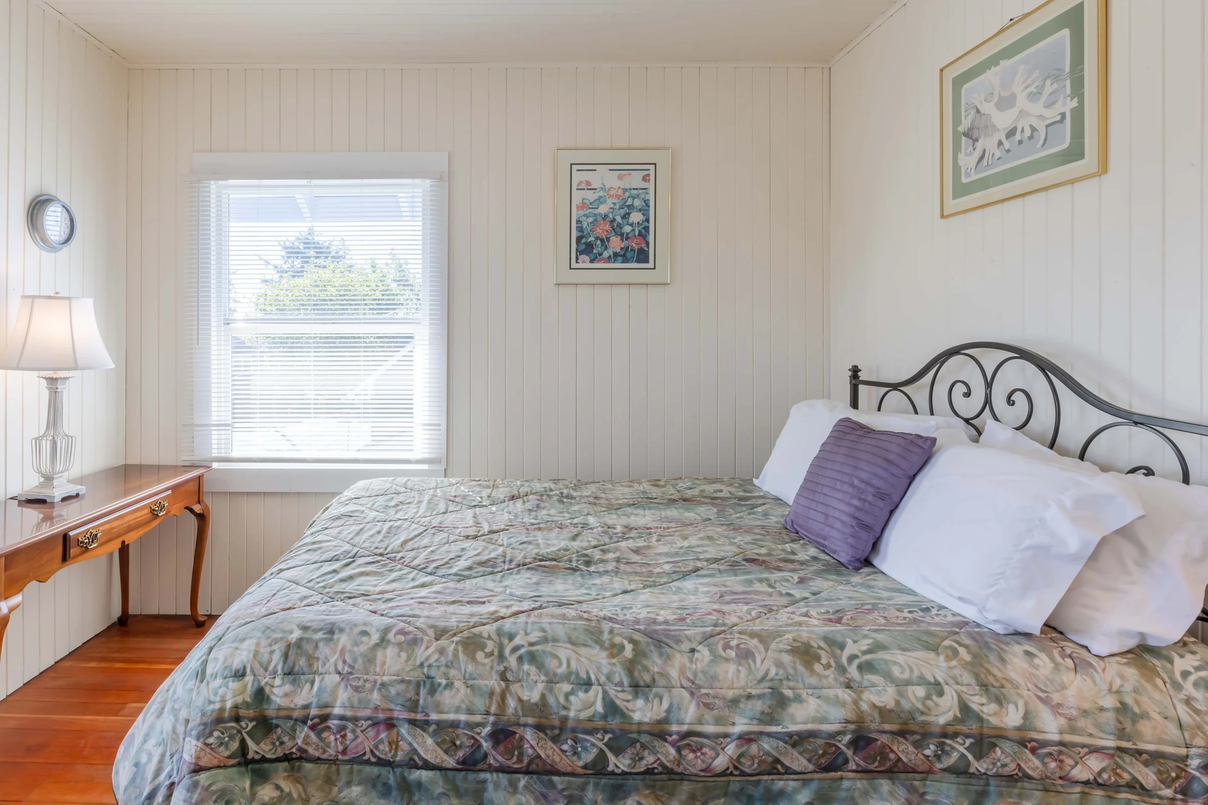 Roxie's Retreat #213