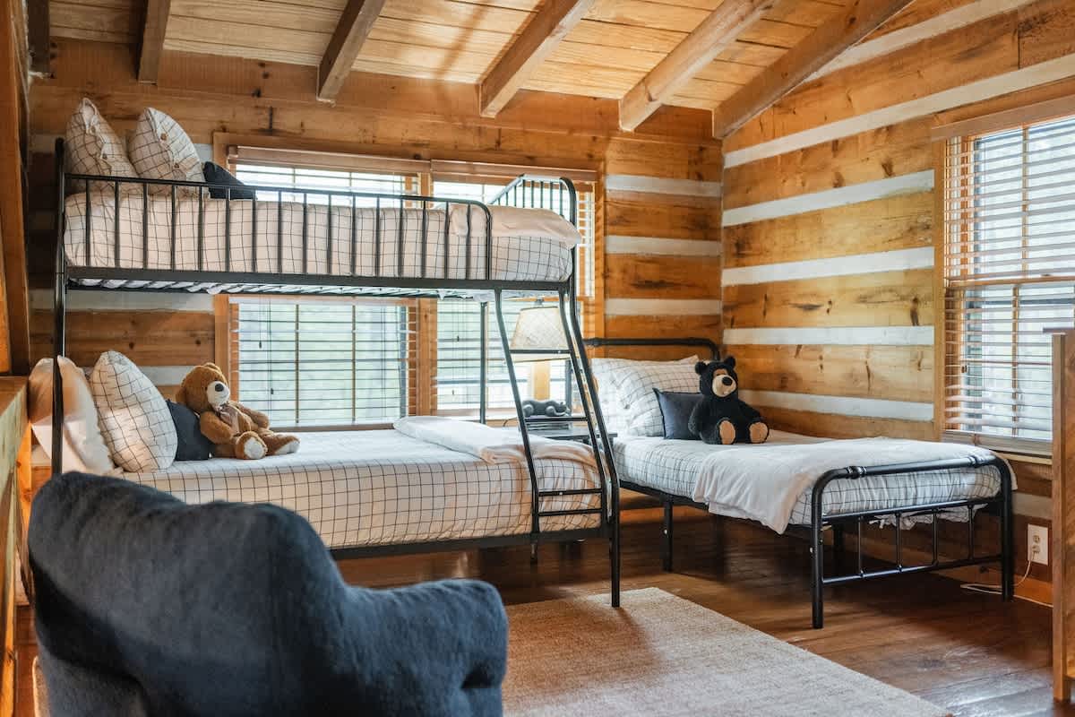 Creekside Cabin #45