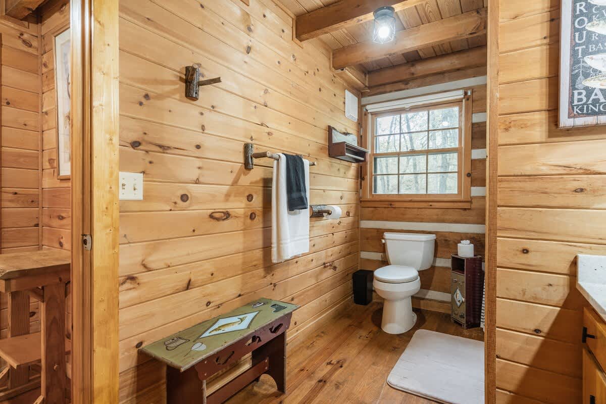 Creekside Cabin #6