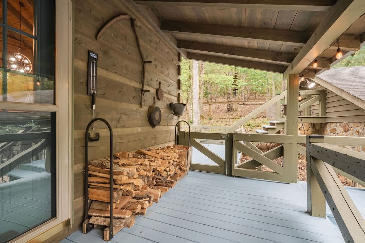 Creekside Cabin #110