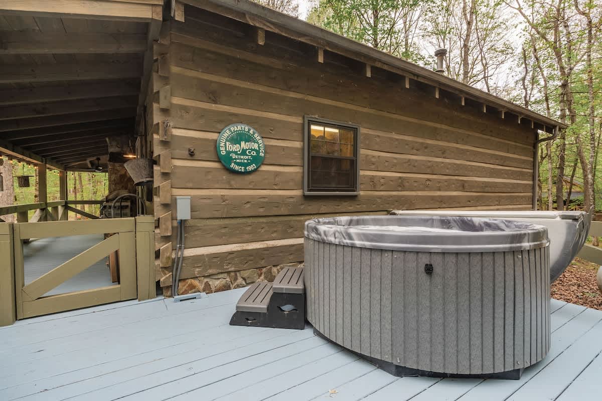 Creekside Cabin #97