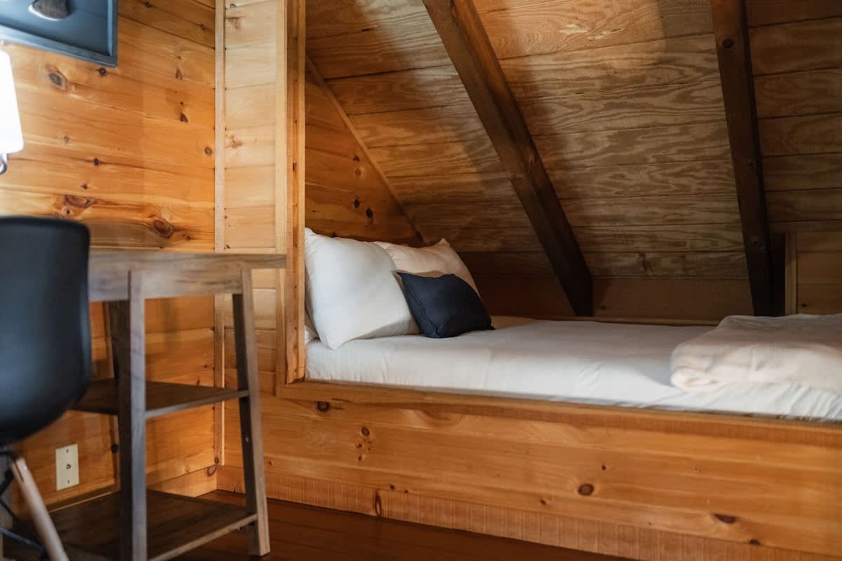 Creekside Cabin #38