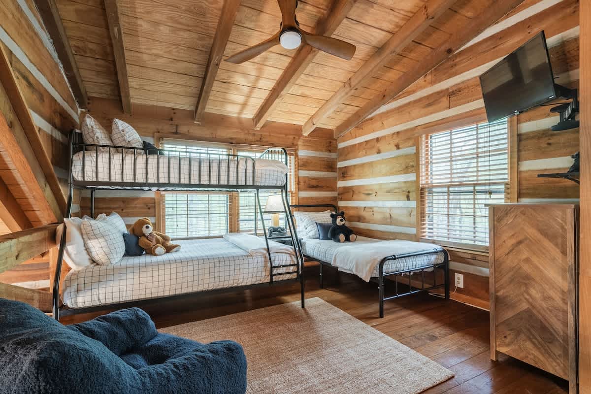 Creekside Cabin #71