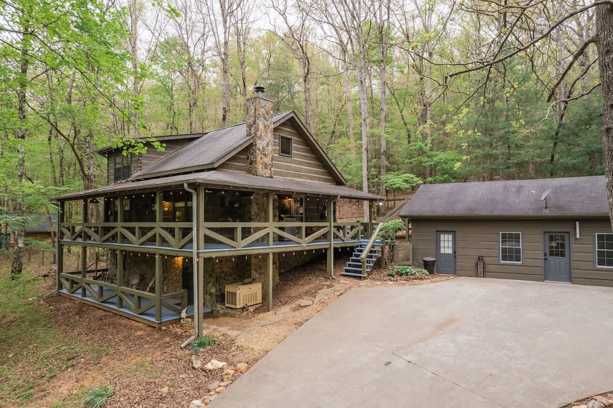 Creekside Cabin #117
