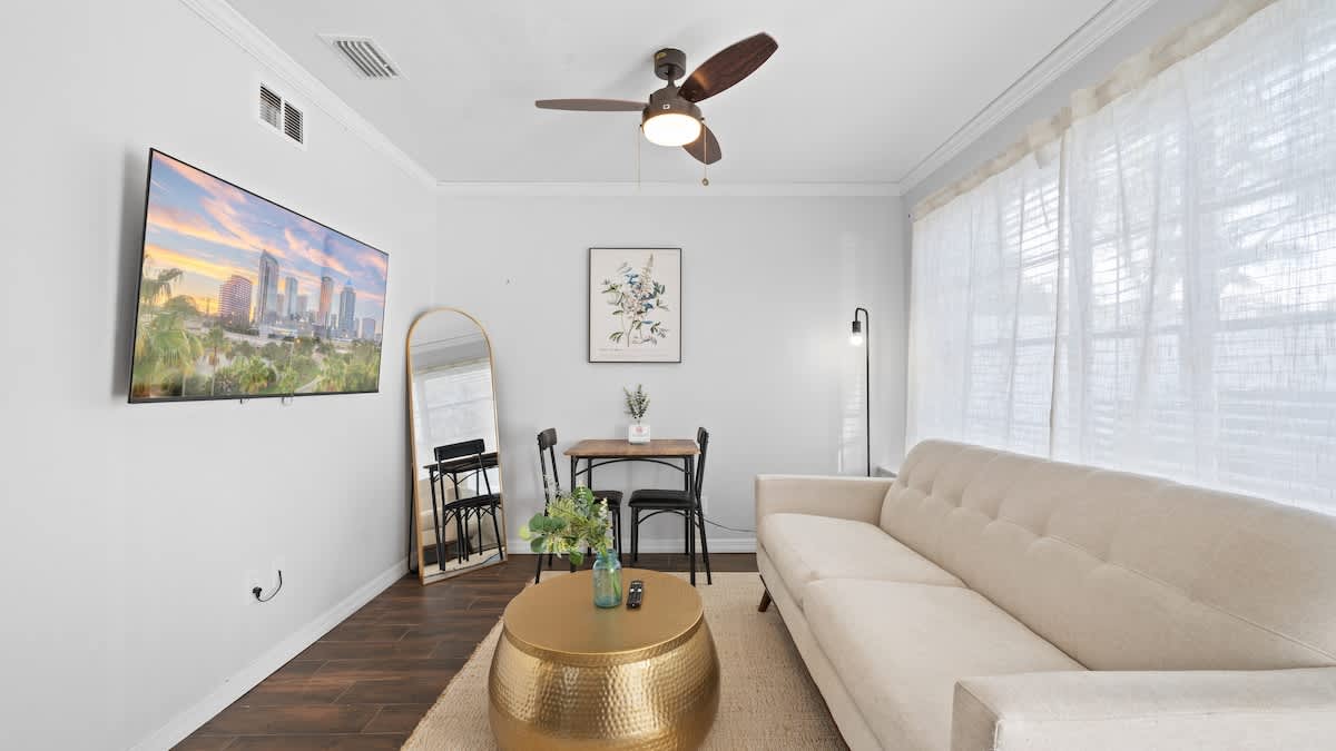 Woodlawn 1 Bed #19