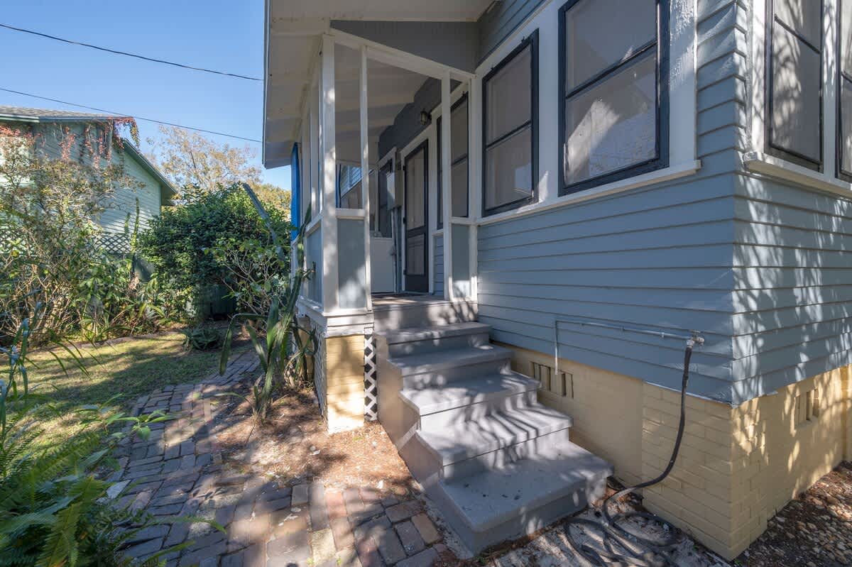 Tampa House #19