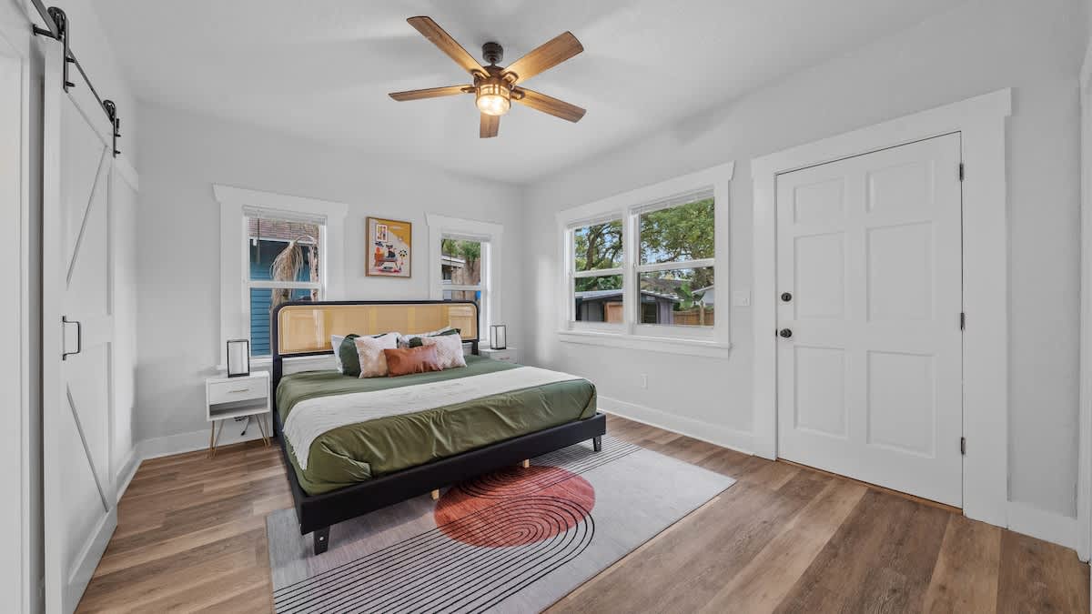 Comanche 4 Bed #13
