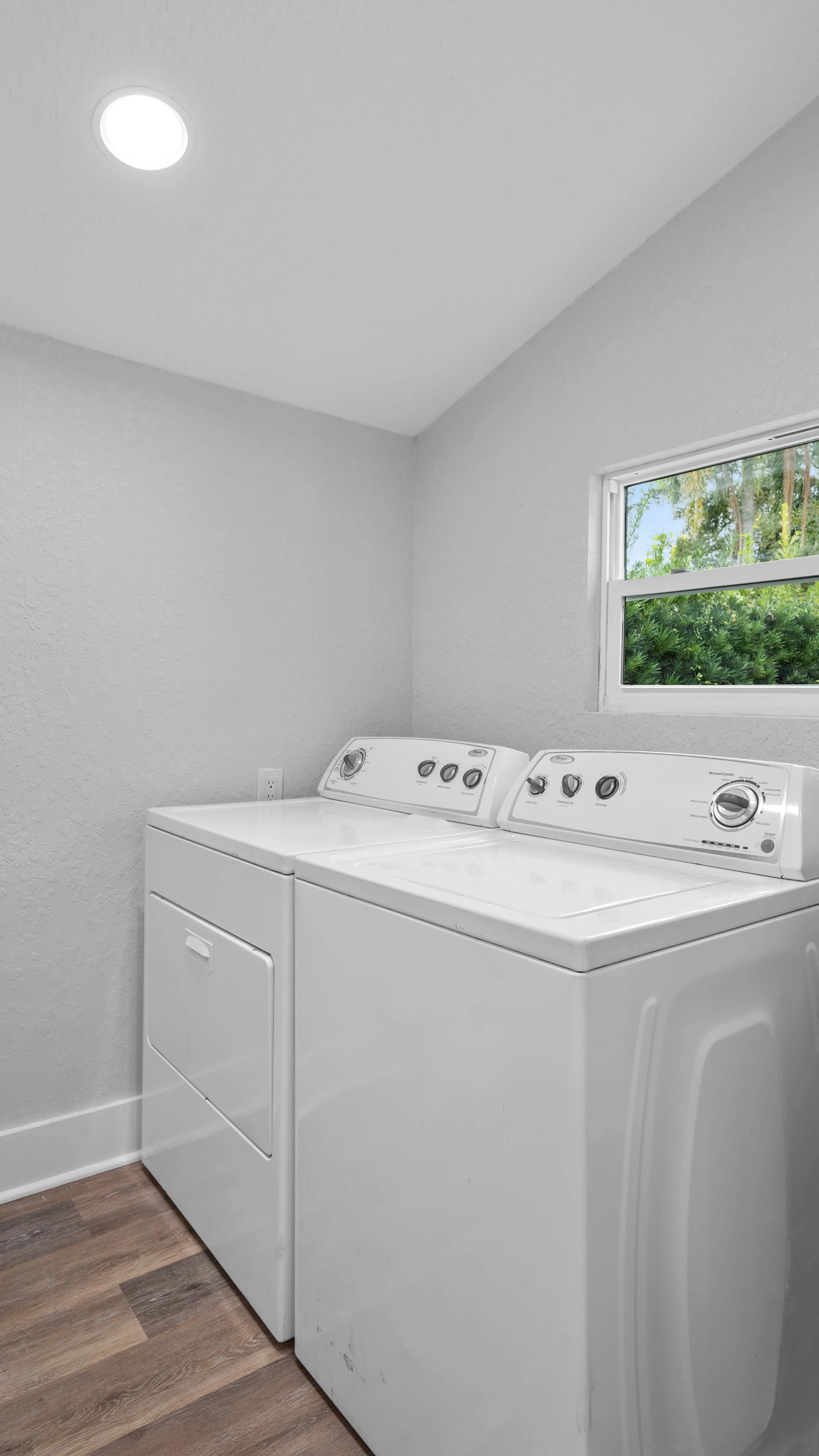Comanche 4 Bed #17