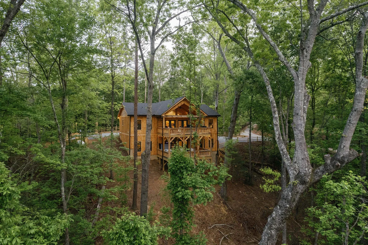 Tucked Away Cabin #127