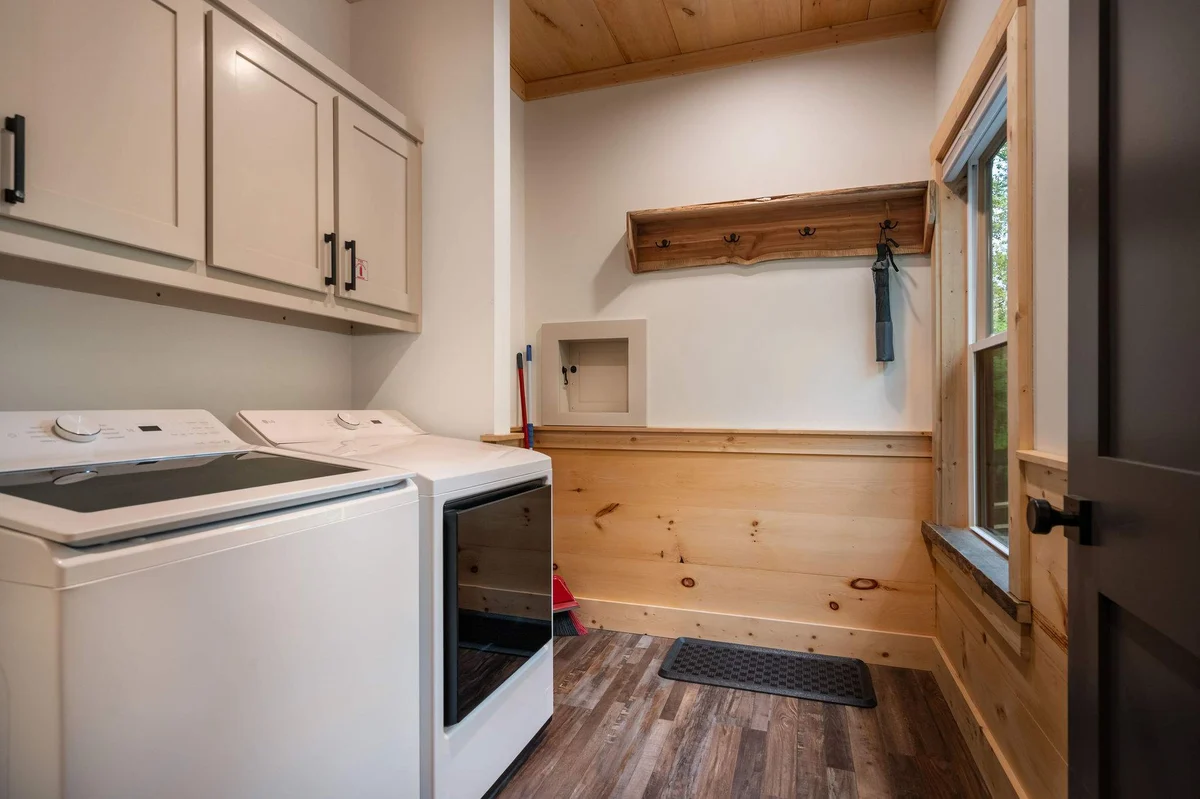 Tucked Away Cabin #17