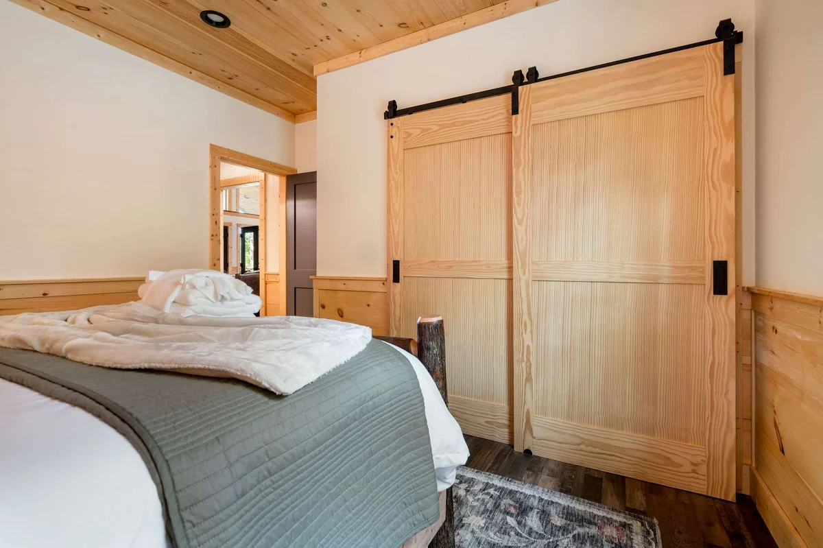 Tucked Away Cabin #10