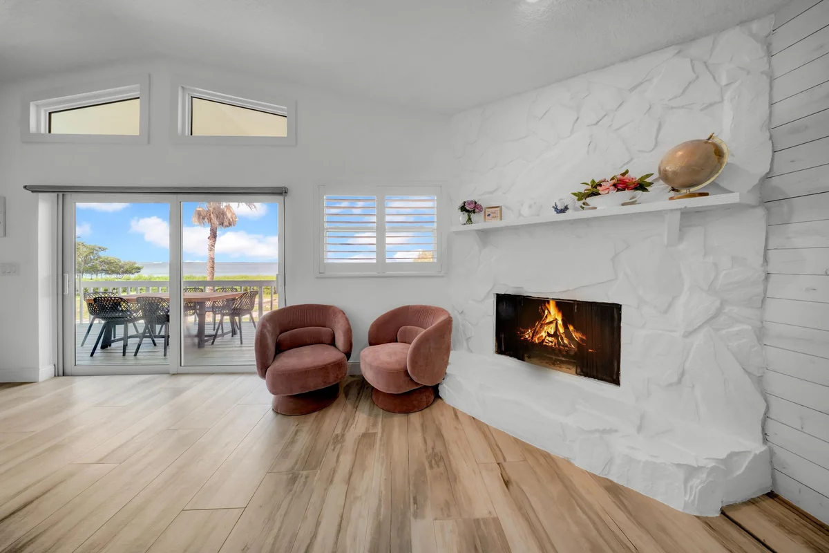 Seaside Sanctuary #154
