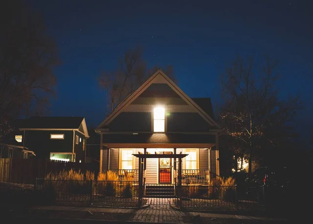 Spacious Downtown Family Home: Hot Tub & Fire Pit #41