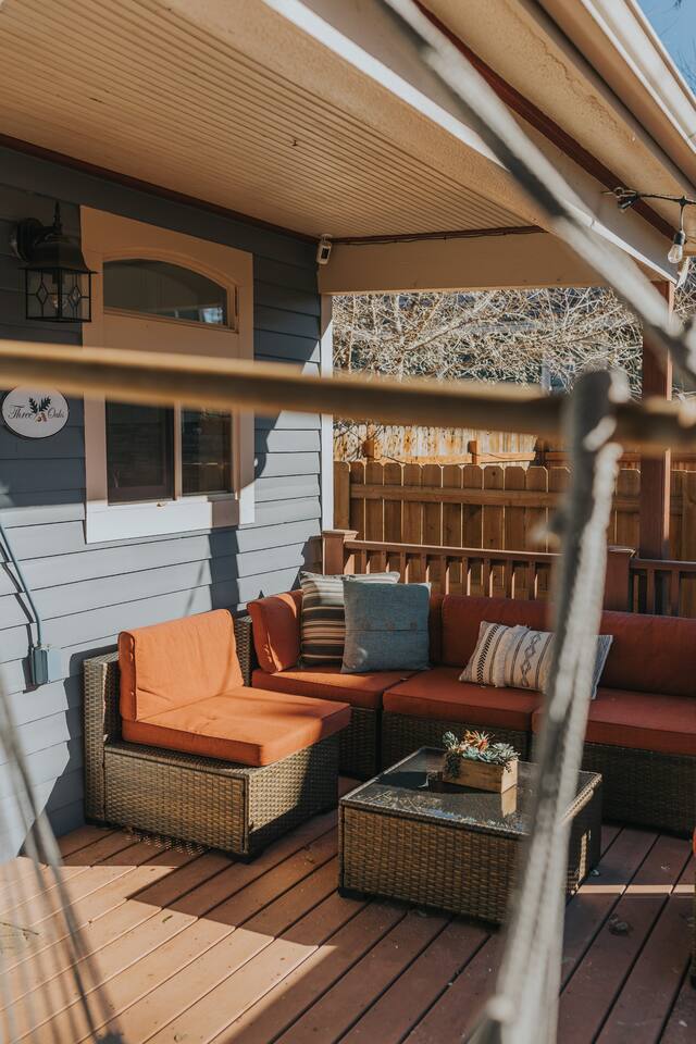 Spacious Downtown Family Home: Hot Tub & Fire Pit #24