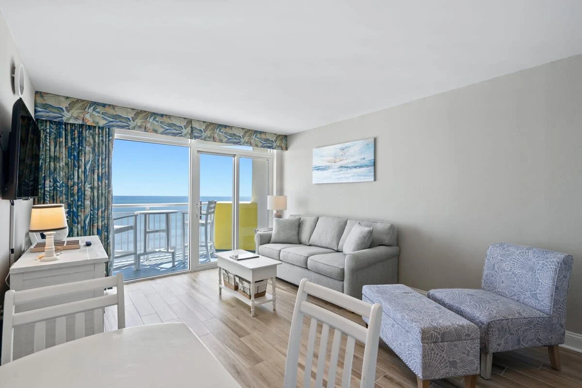 Baywatch 1004 property photo 2