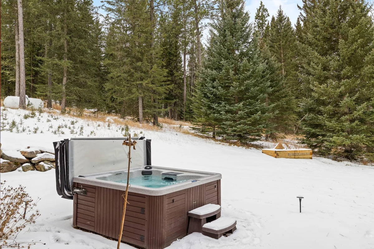 Cozy Cabin: Private Hot Tub, Starlink & Nature #73