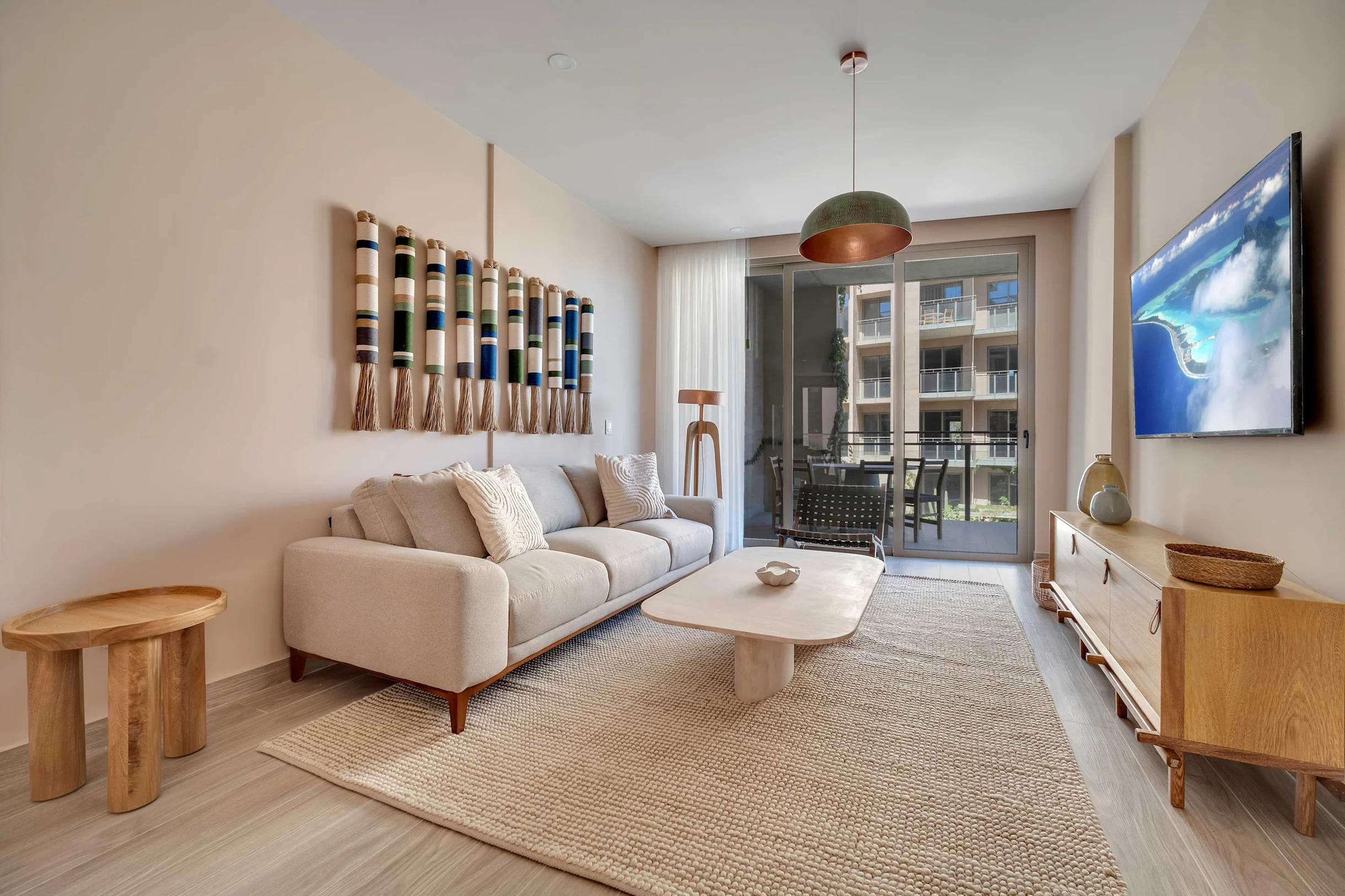 2BD UPPER B2-04 #2