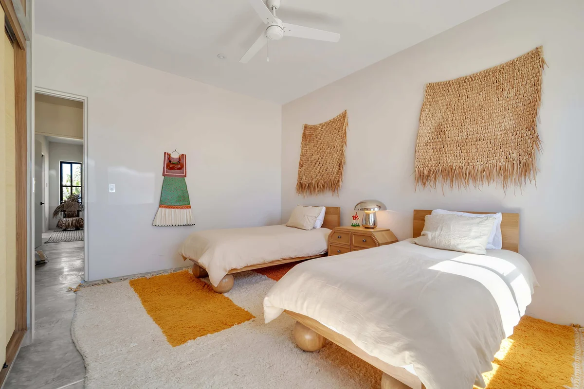 Bedroom 1 image 1