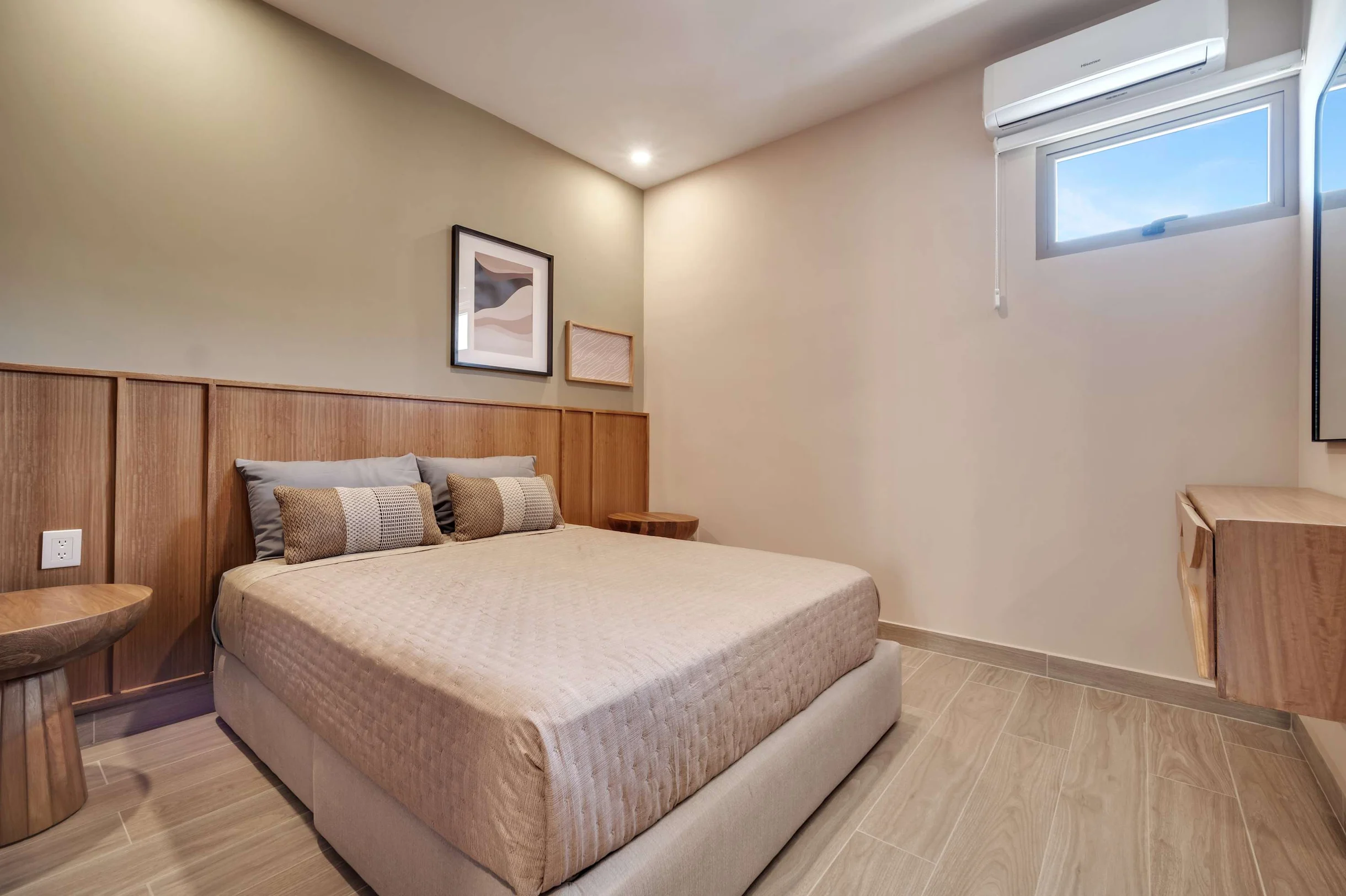 2BD UPPER B3-05 #5
